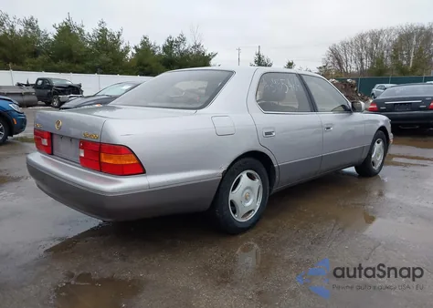 1998 Lexus Ls 400 z USA, uszkodzony, nr VIN JT8BH28F7W0100223
